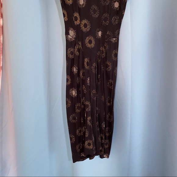 {3 For $25} Chic Midi Dress l Size S - Picture 3 of 3